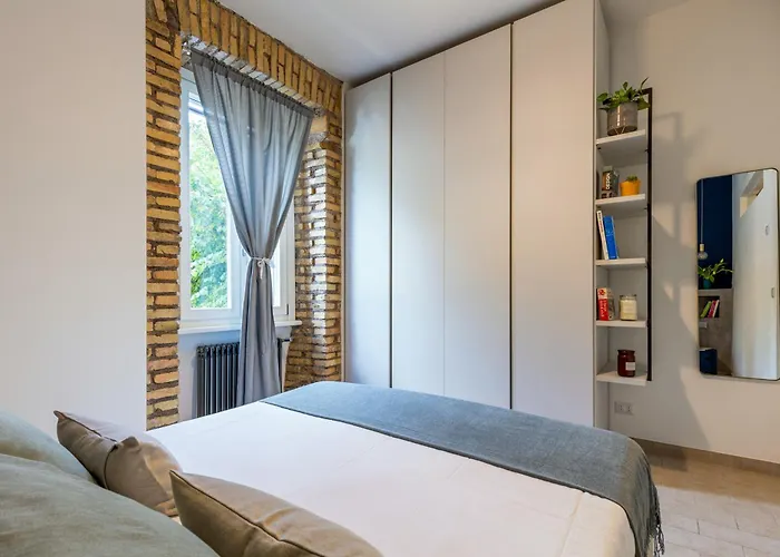 Brevi Design * Rom